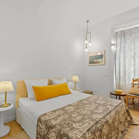 Maxim's Muenz Apartment Pula